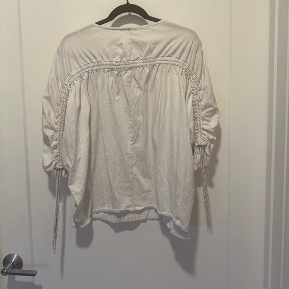 Zara White Ruched Sleeve Top – Size M (USA) - Picture 6 of 9